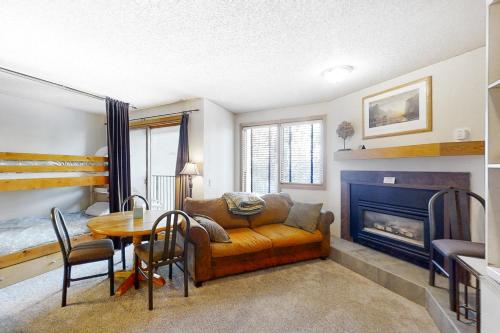 313 Iron Horse Way #C4083 in Winter Park, USA