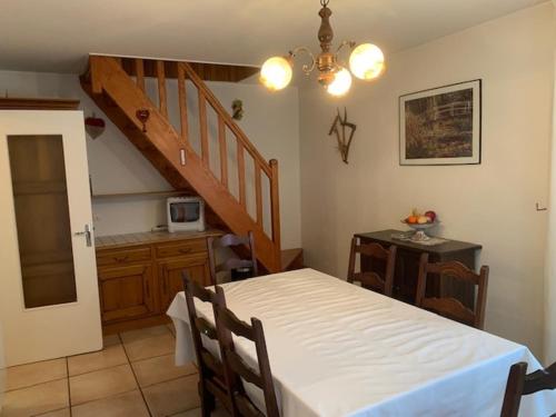 Appartement Mont-Dore, 4 pièces, 6 personnes - FR-1-415-130 Le Mont Dore