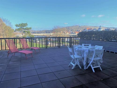 Appartement 2 pièces avec terrasse privative, animaux admis - FR-1-487-332 - Location saisonnière - Cabourg