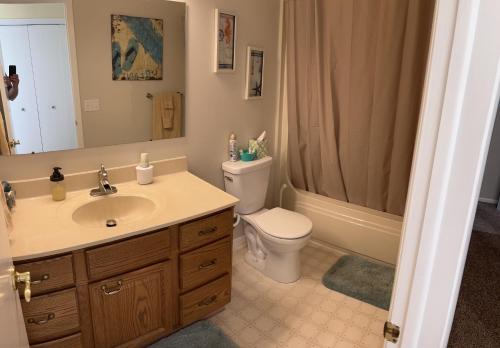 Taylor's Lakeside Retreat - image 11