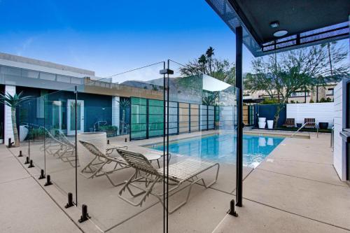 Mahala - 21 and Over