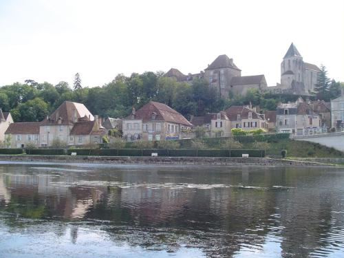 Gîte Saint-Aigny, 3 pièces, 4 personnes - FR-1-591-44