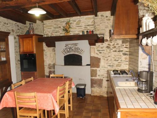 Gîte Rouez, 5 pièces, 8 personnes - FR-1-410-168