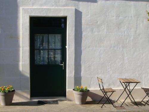 Gîte Montreuil-le-Henri 2 pièces 2 personnes - FR-1-410-225 - image 3