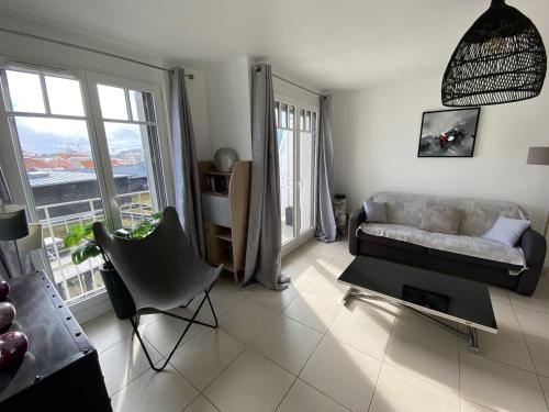 Apartment (4 Adults) room in Charmant T2 pour 4 personnes au cœur d'Arcachon avec WiFi et équipements modernes - FR-1-474-176