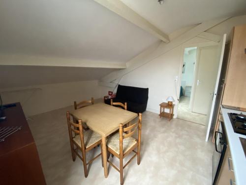 Appartement La Roche-Posay, 2 pièces, 3 personnes - FR-1-541-72