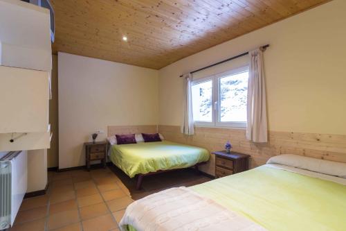 Double Room (2 Adults + 1 Child )