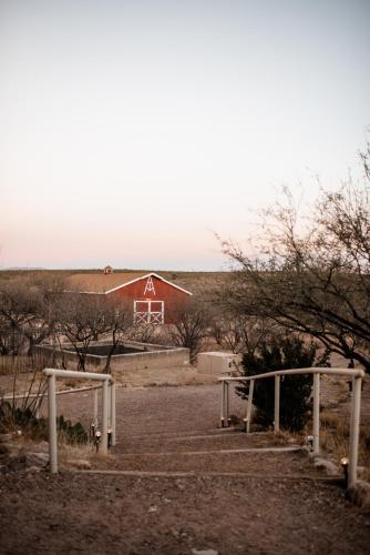 Tombstone Monument Guest Ranch - 숙소 외관