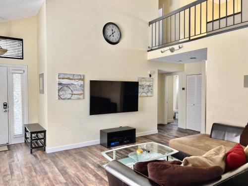 Reno 4BR Family Home · Outdoor Spring Getaway - Cold Springs, NV
