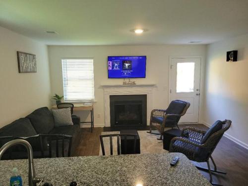 SC 3755 New 2 bedroom Townhouse Ft Jackson & USC