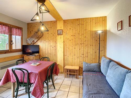 Appartement Combloux, 2 pièces, 4 personnes - FR-1-560-20 Combloux