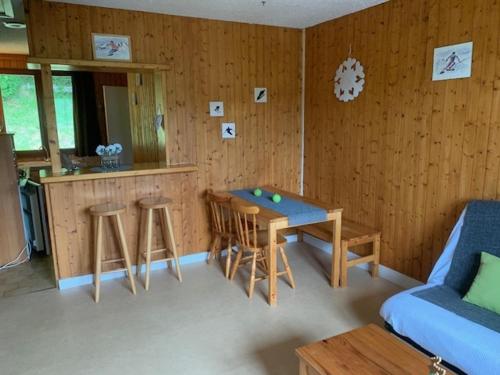 Appartement Mont-Dore, 3 pièces, 4 personnes - FR-1-415-94