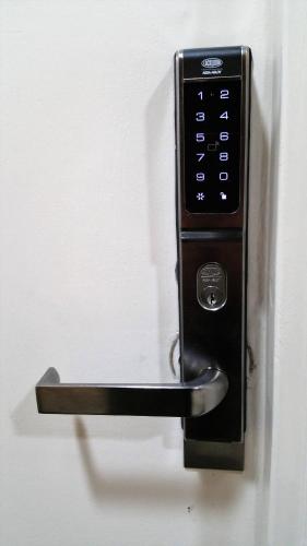 Apartment image 9