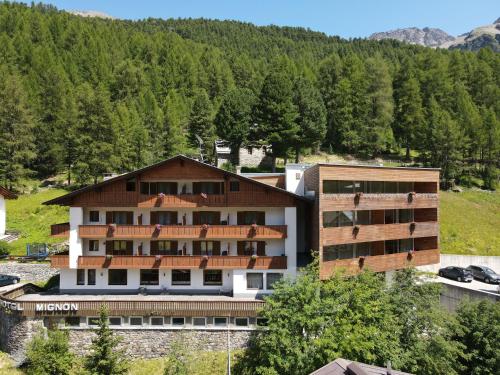 Hotel Mignon, Solda