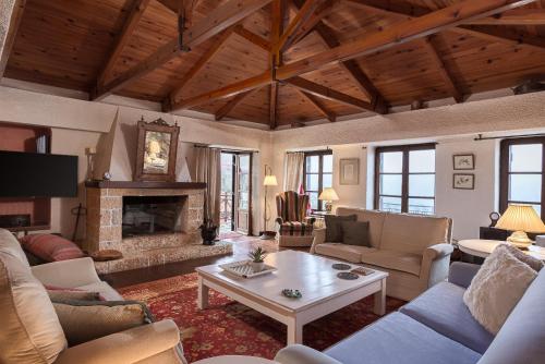 Arachova Wooden Chalet