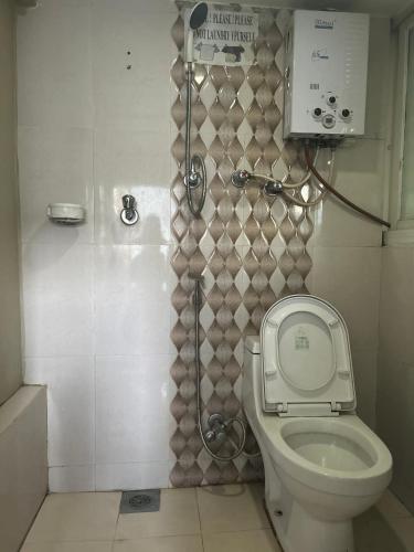 Double or Twin Room with Balcony image 5