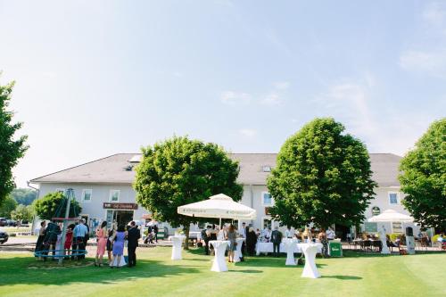  Metzenhof, Kronstorf bei Sankt Ulrich bei Steyr