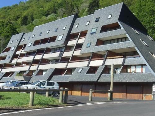 Appartement Mont-Dore, 2 pièces, 5 personnes - FR-1-415-81 Le Mont Dore