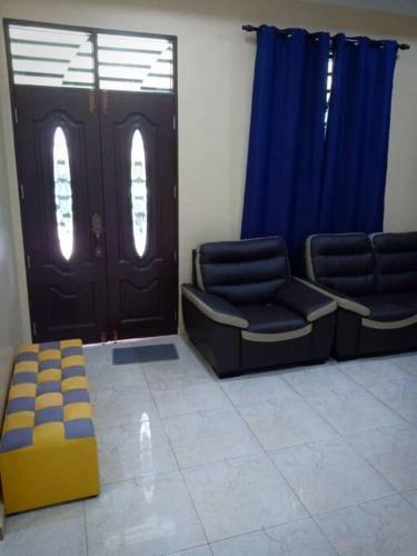 Zarina's Budget Homestay in ตุมปัต