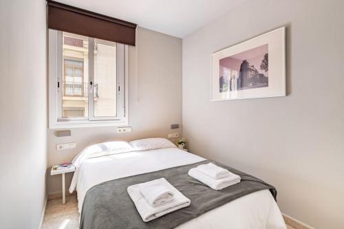 Beautiful apartment in central Barcelona 034