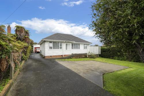 Entire House in Mt Wellington, Central Auckland