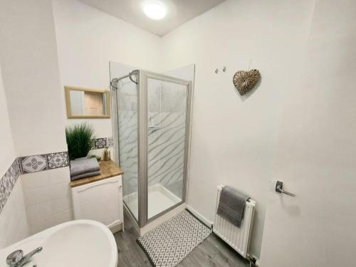 Picture of Granite Getaways - The Terrace Below