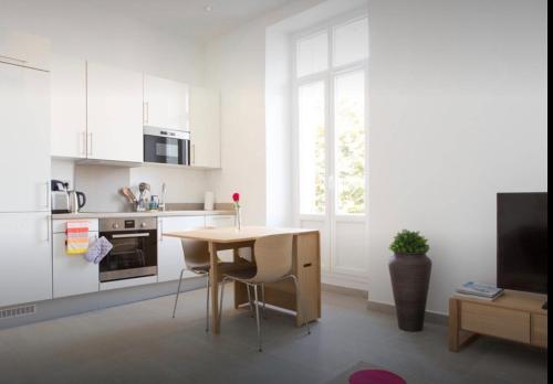 One-Bedroom Apartment room in La Croisette