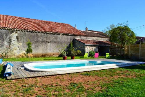 Villa de 4 chambres avec piscine privee et jardin amenage a Saint Vincent Rive d'Olt