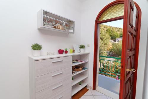 Seafront Apartments Anthony