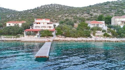 周邊環境, Seafront Apartments Anthony in 拉斯托禾