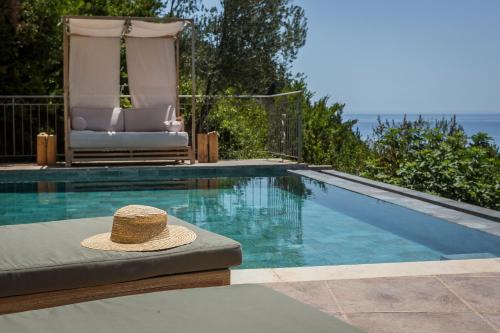  Unique Kefalonia Kalou Cottage, Unterkunft in Lourdata