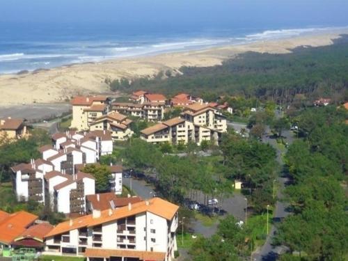 Appartement Seignosse, 2 pièces, 4 personnes - FR-1-239-460 (Appartement Renove avec Balcon, Proche Plage et Marche – 4 Pers, Calme & Confort a Seignosse - FR-1-) in Seignosse