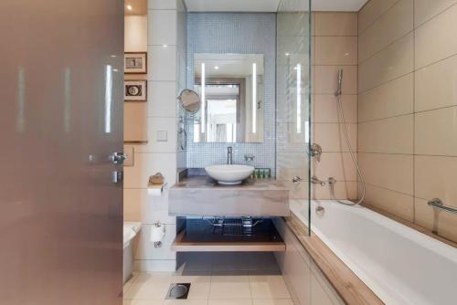 Vacationer I Luxe 3 Bedroom I Business Bay I Stunning Views & Infinity Pool, Dubaï (photo 10)