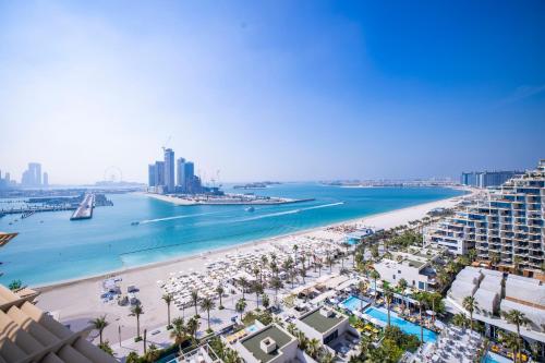 FIVE Palm Jumeirah 2BR Luxury Penthouse, Private Pool, Full Marina Sea View, Dubái (foto 4)