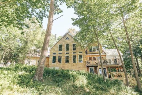 Waterfront, Luxury, Spacious home in Freeport! in 費里波特