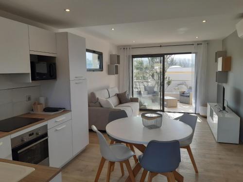 廚房, Domaine de Pacciolello - Porticcio in 波爾蒂喬