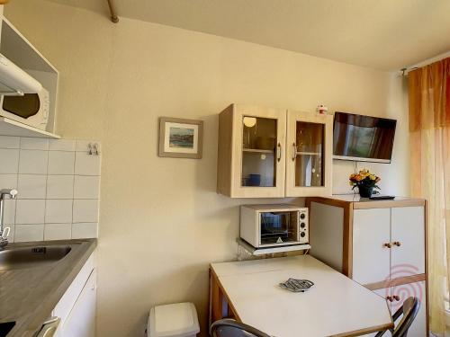 Studio Lamalou-les-Bains, 1 pièce, 2 personnes - FR-1-451-76