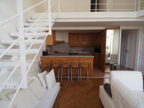 Apartment (6 Adults) image 7