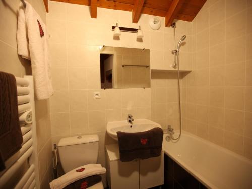 Duplex 5 pièces, 10 pers, balcon, près télécabine, animaux admis, parking dispo, Valloire - FR-1-263-210, Valloire (photo 2)