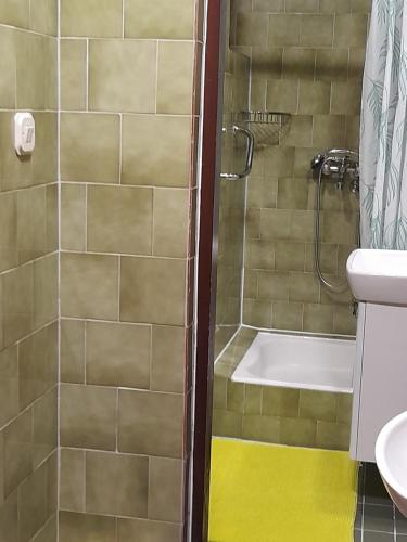 Three-Bedroom Apartment image 4