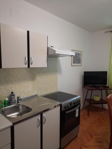 Three-Bedroom Apartment image 3