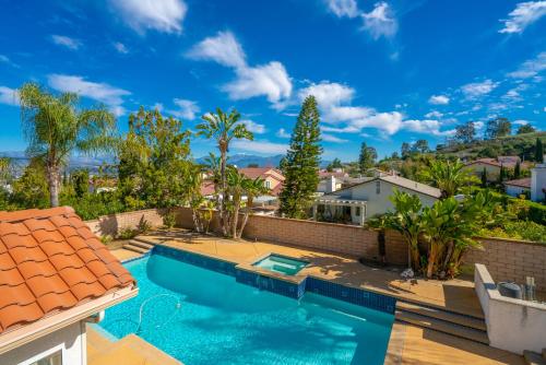 @ Marbella Lane - Captivating Home in Rowland Hts - Grand Canyon, CA