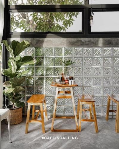 YOJI House and Cafe in Wiang Nong Long