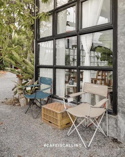 YOJI House and Cafe