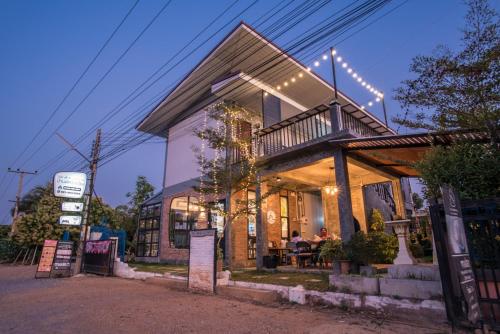 YOJI House and Cafe in Wiang Nong Long