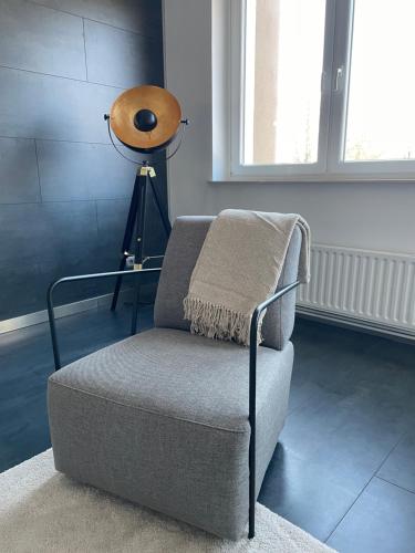 TruRetreats Design Loft für 8 Personen I Riesige Küche I eCharger I 65z SmartTV I 150qm, Hamburg (photo 9)