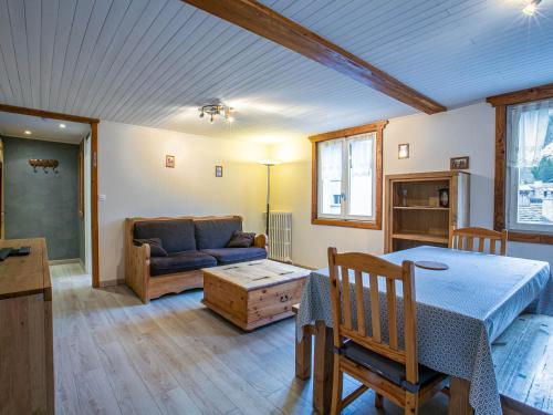 Appartement La Clusaz, 3 pièces, 6 personnes - FR-1-437-37 - Location saisonnière - La Clusaz