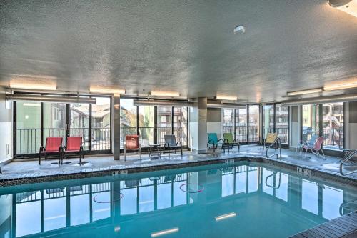 Resort-Style Condo with Lake Chelan and Mtn Views