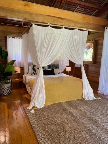 Awera Resort (Mentawai surf Resort)