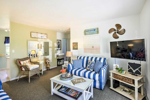 Cozy NSB Abode with BBQ and Fire Pit - Walk to Beach! - image 22